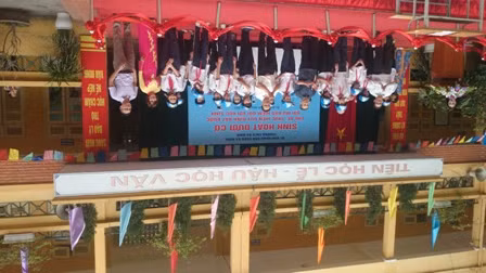 Bắt buộc học sinh đội mũ bảo hiểm khi đi xe máy, xe đạp điện ảnh 1