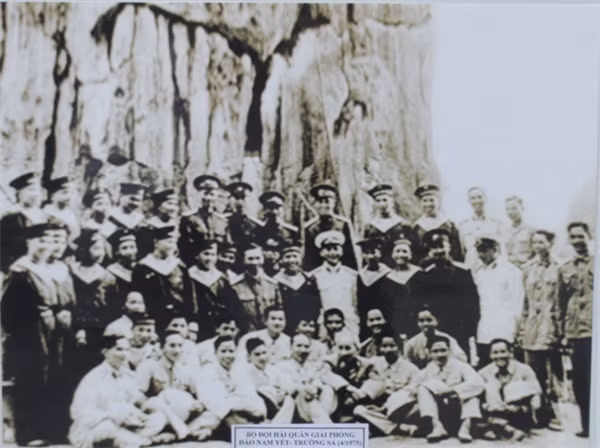 Giải phóng biển đảo mùa Xuân năm 1975 ảnh 1