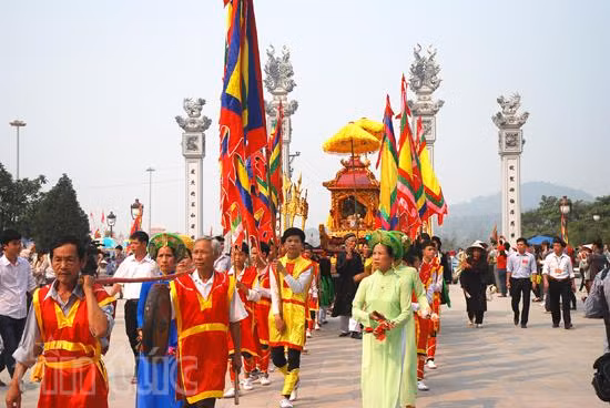 Nô nức trảy hội Tây Thiên ảnh 1