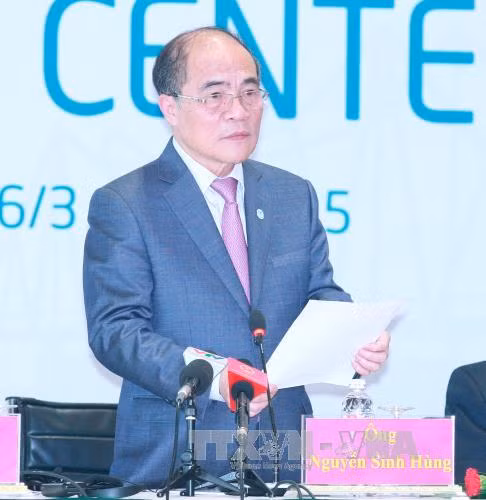 Chủ tịch Quốc hội tiếp TTK Liên minh Nghị viện Thế giới ảnh 1