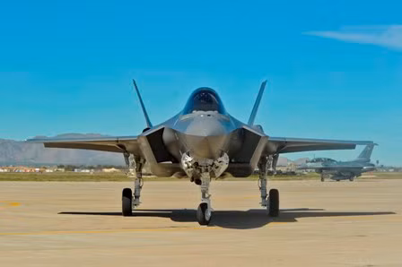 S-400 Nga thách thức siêu chiến đấu cơ F-35 Mỹ thế nào? ảnh 2
