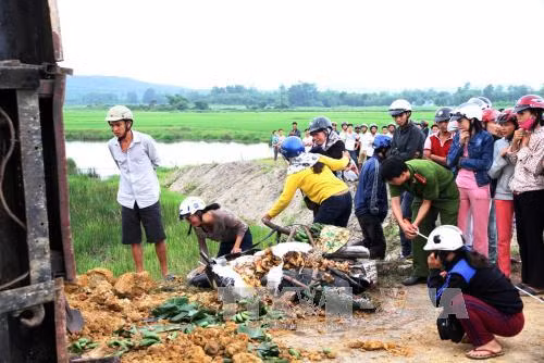 3 xe máy đâm nhau, 4 người chết tại chỗ ảnh 1