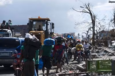 Philippines cập nhật số thương vong bão Haiyan ảnh 1