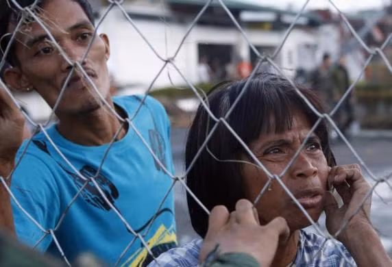 Philippines: Ít nhất 10.000 người chết vì siêu bão ảnh 2