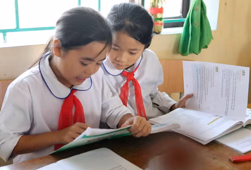 Học sinh Hà Nội nghỉ học ngày 11/11 tránh bão ảnh 1