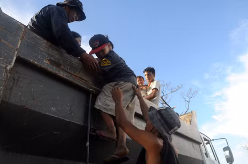 Philippines: Bão tan, tan hoang ở lại ảnh 5