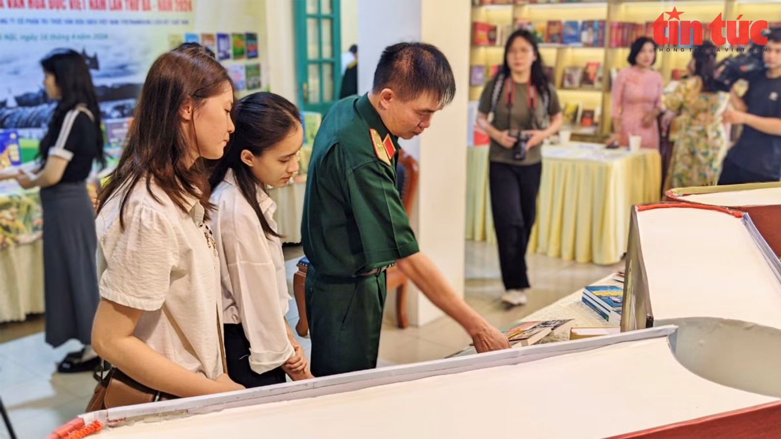 Chú thích ảnh