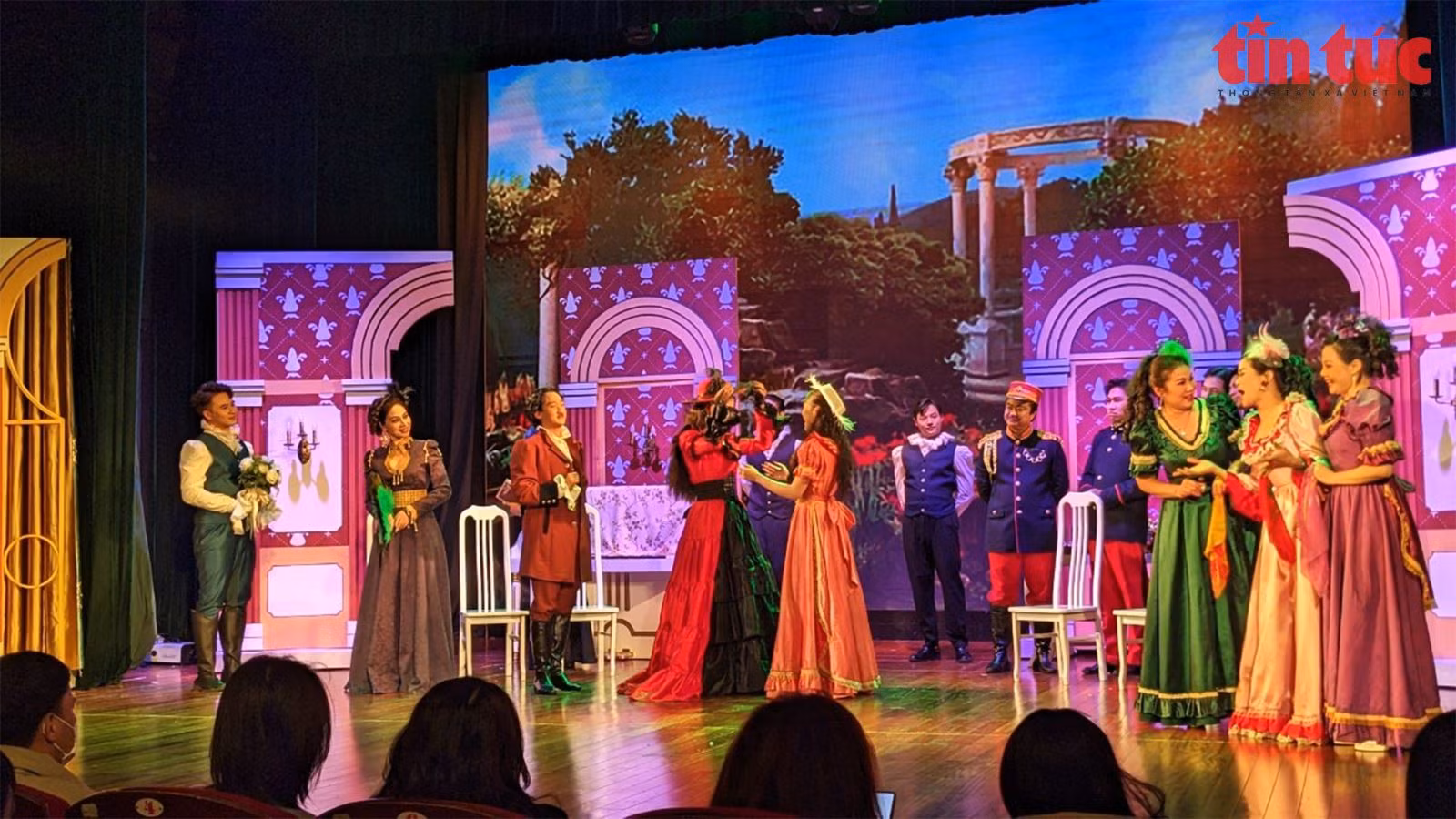 Chú thích ảnh