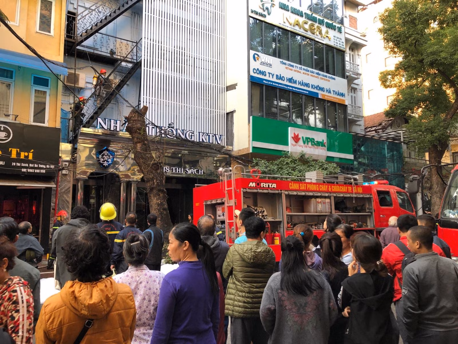 Chú thích ảnh