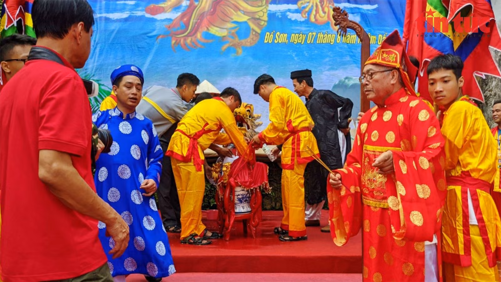 Chú thích ảnh