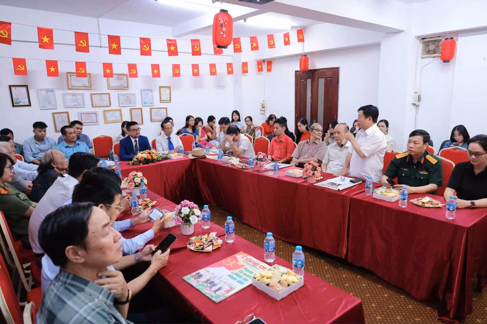 Chú thích ảnh