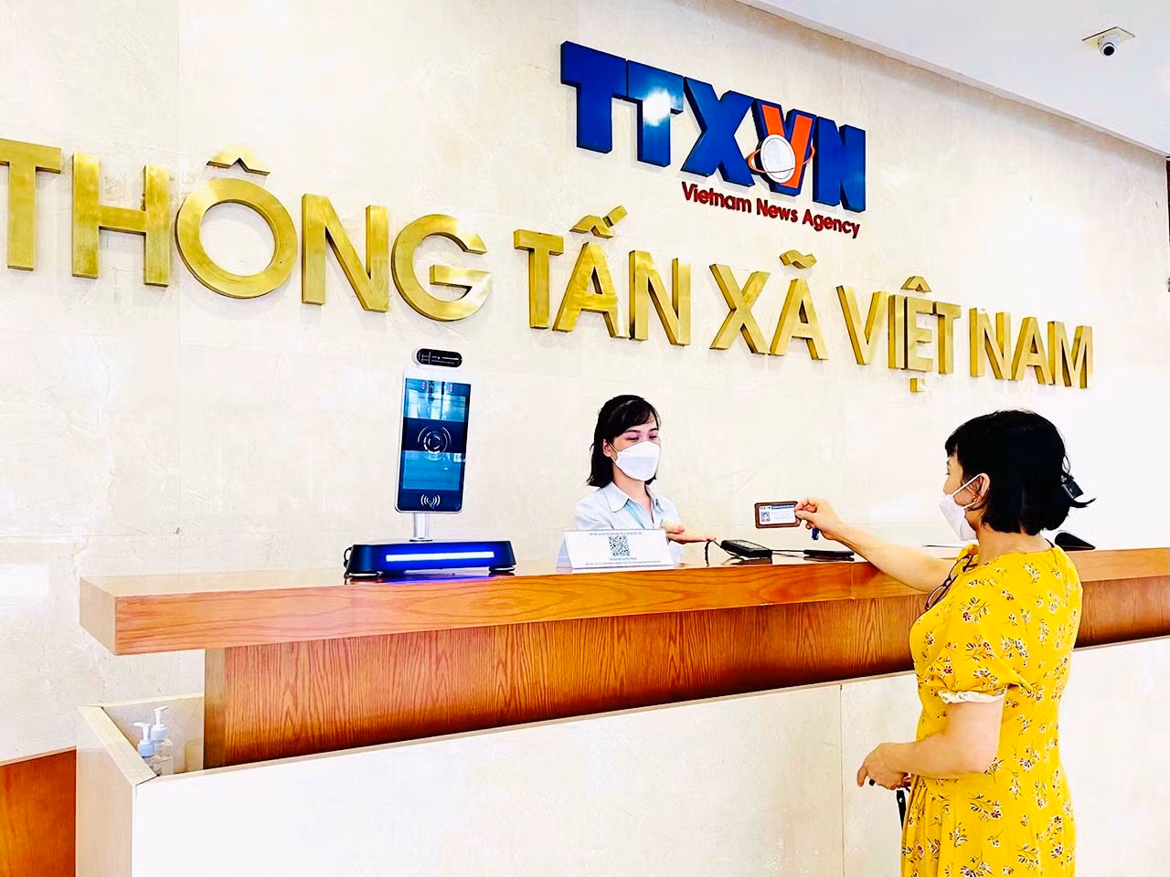 Đồng lòng thực hiện nghiêm túc nhiều biện pháp phòng, chống dịch COVID-19, mỗi thành viên của TTXVN đều quyết tâm giữ "vùng xanh".