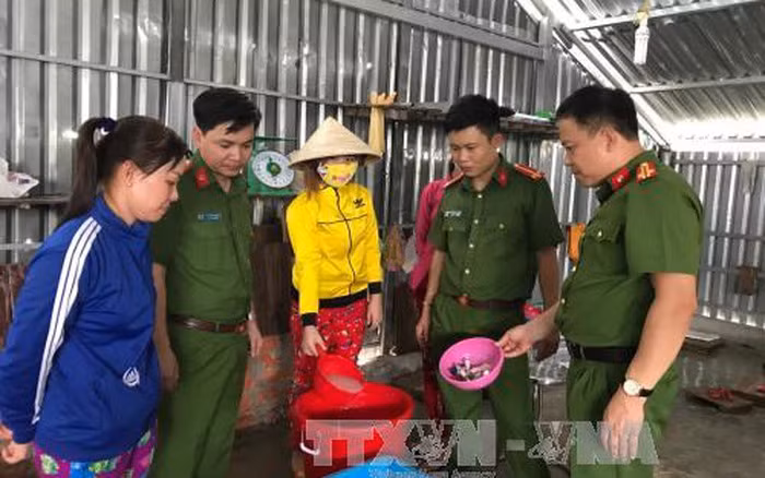 Chú thích ảnh