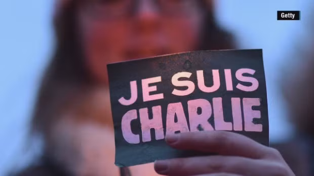 Charlie Hebdo đăng hình Nhà tiên tri trên bìa số mới ảnh 1