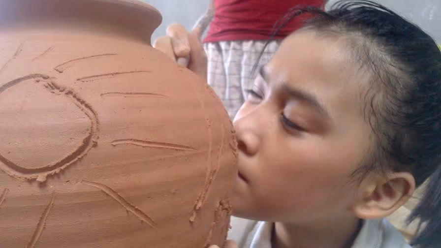 Triển lãm 'Nghệ thuật kết nối tình bạn' ảnh 1