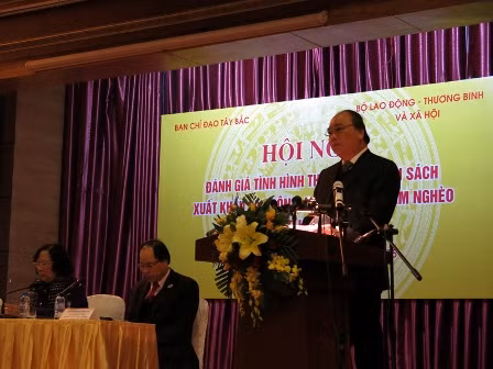 Xuất khẩu lao động, dạy nghề hướng giảm nghèo bền vững ảnh 1