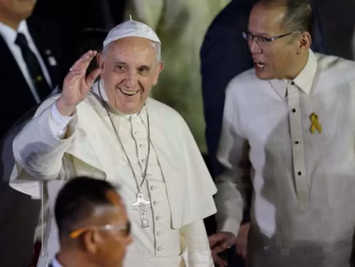 Giáo hoàng Francis: ‘Không ai có quyền đem tín ngưỡng ra làm trò cười’ ảnh 1