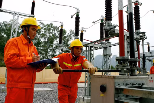 Đưa điện lưới quốc gia ra các huyện đảo ảnh 1