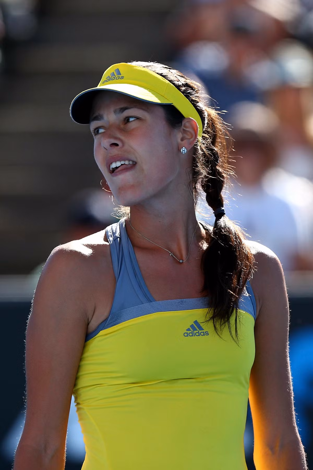Ivanovic bị loại trong ngày khai màn Australian Open ảnh 1