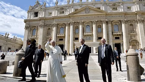 Vatican sẽ là mục tiêu tấn công tiếp theo của IS? ảnh 1