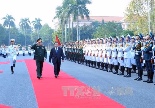 Bộ trưởng Quốc phòng Thái Lan thăm Việt Nam ảnh 1