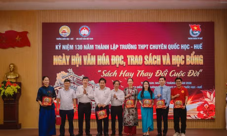 ViLIB cùng Huế phát triển mô hình thư viện số đến từng gia đình