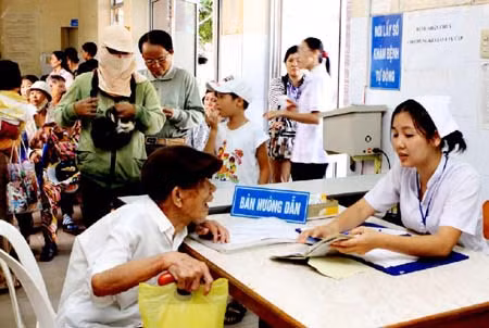 Nhiều địa phương đề xuất khung giá viện phí “kịch trần” ảnh 2