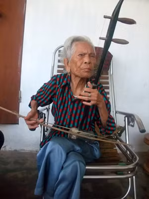 Nghệ nhân Hà Thị Cầu, một đời duyên nợ với xẩm... ảnh 1