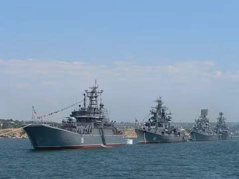 NATO tăng cường theo dõi tàu chiến Nga tại Đại Tây Dương và Địa Trung Hải ảnh 1