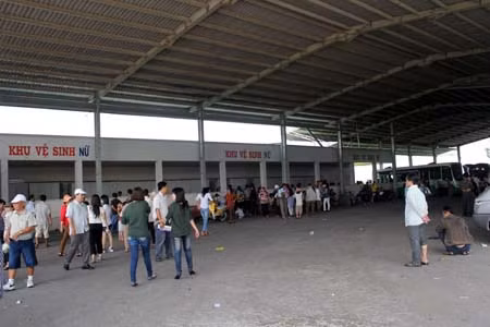 Sản phẩm du lịch Việt Nam - làm mới chính mình-Bài 1: Nhà vệ sinh: Chuyện nhỏ hóa lớn ảnh 1