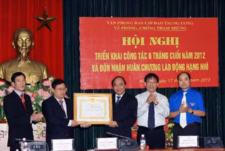 Tăng cường kiểm tra, giám sát xử lý các vụ việc tham nhũng ảnh 1