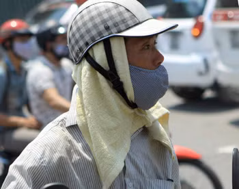 Bắc và Trung bộ nắng nóng, Nam bộ trời mát ảnh 1