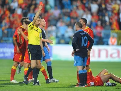 HLV Capello định loại Rooney khỏi Euro 2012? ảnh 1