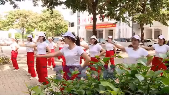 Phụ nữ khỏe đẹp để tự tin tỏa sáng