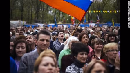 Biểu tình lan rộng tại miền Đông Ukraine đòi liên bang hóa ảnh 1