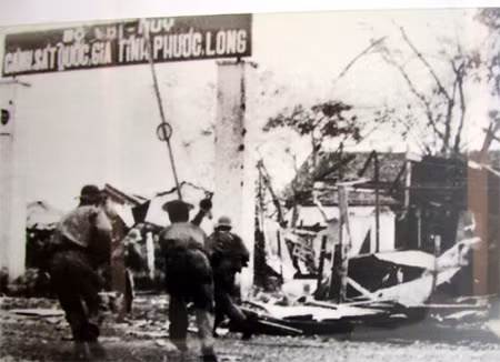 Chiến thắng 30/4/1975: Đòn thăm dò chiến lược ảnh 1