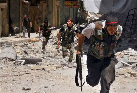 Phiến quân Syria đấu súng giành nhau tỉnh chiến lược ảnh 1