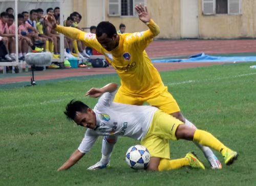 Kết thúc lượt đi V-League 2014: Khó lường đường đua ảnh 1