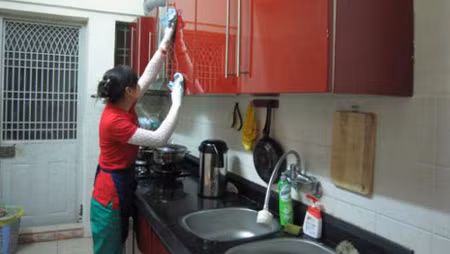 Hầu hết lao động giúp việc gia đình không có hợp đồng lao động ảnh 1