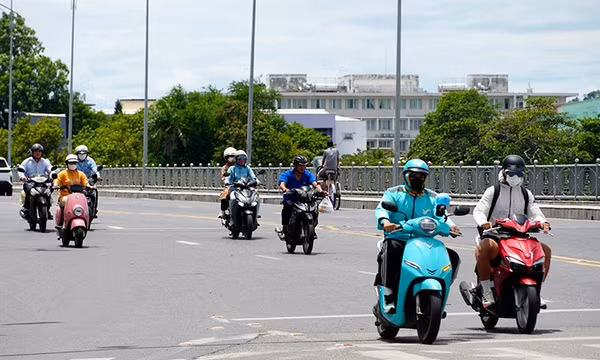 Thời tiết ngày 29/9: Bắc Bộ ngày nắng, Nam Bộ triều cường ven biển cao