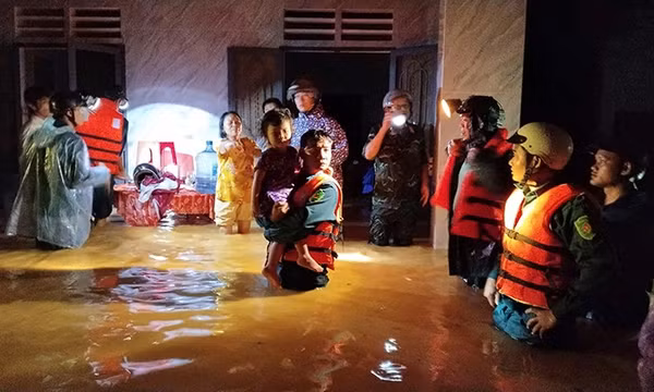 Thời tiết ngày 22/9: Mưa lớn bao trùm Trung Bộ, Tây Nguyên và Nam Bộ