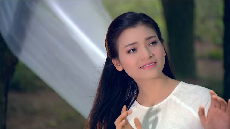Sao mai Phạm Phương Thảo ra MV về 10 cô gái ngã ba Đồng Lộc ảnh 3