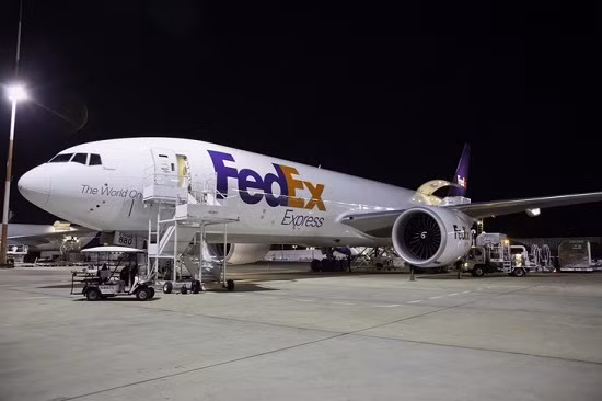 Mỹ cho phép FedEx cung cấp dịch vụ tới Cuba ảnh 1
