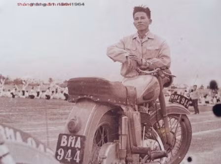 Chơi xe 'chất' như người Hà Nội xưa ảnh 5