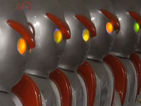 Robot làm đầu bếp nấu mỳ ảnh 2