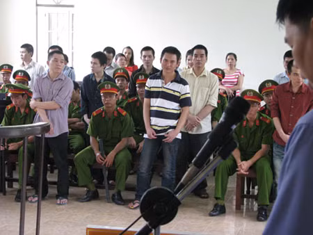 Xét xử đường dây tiêu thụ 2.000 xe gian ảnh 1