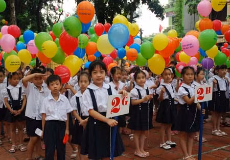 Dồn dập khoản thu đầu năm học mới ảnh 3