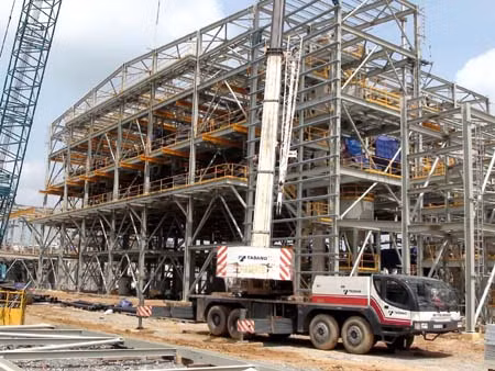 Tháng Tám trên công trường xây dựng mỏ đa kim Núi Pháo ảnh 1