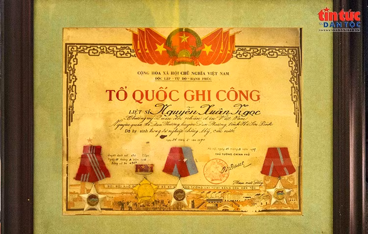 e.jpg