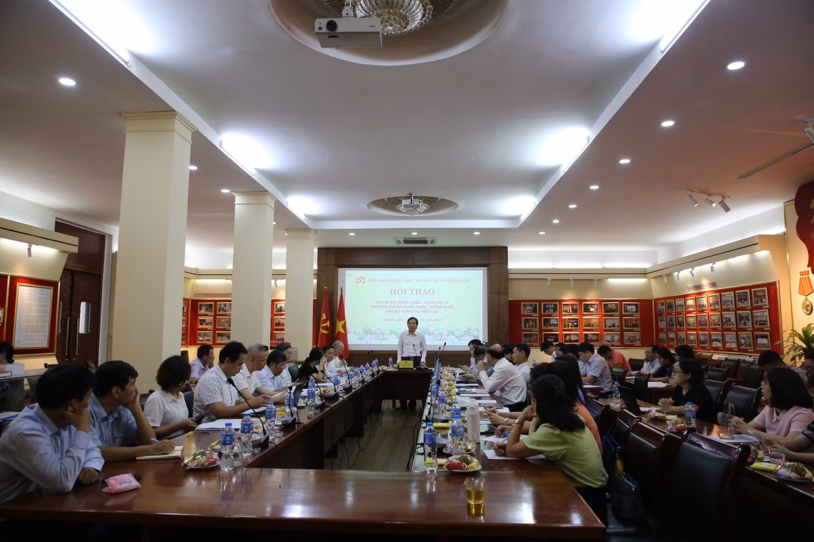 Chú thích ảnh